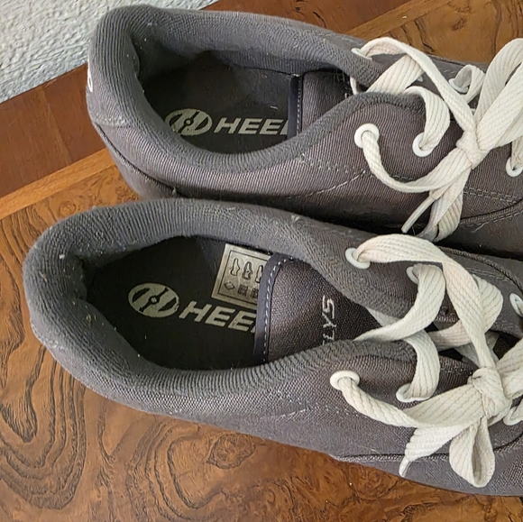 Heelys Skate Shoes Size 8 - Picture 2 of 5